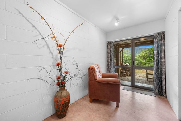 Photo of property in 460 Moetapu Bay Road, Moetapu Bay, Picton, 7282