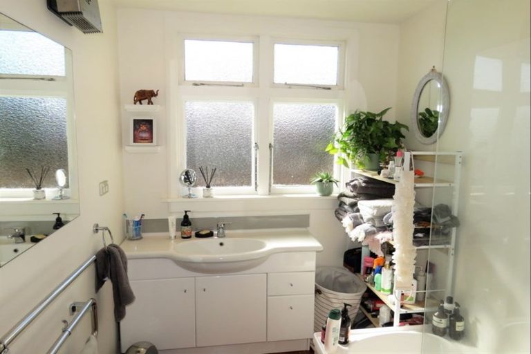 Photo of property in 37 Tamar Street, South Hill, Oamaru, 9400