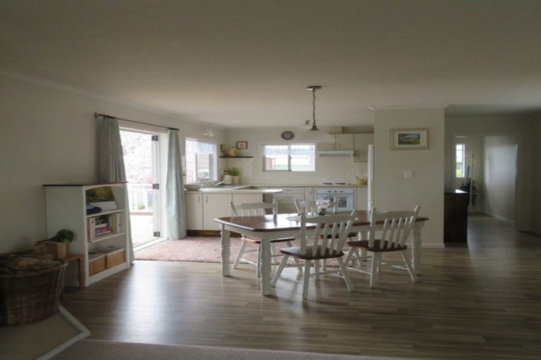 Photo of property in 3 Turner Place, Wakefield, 7025