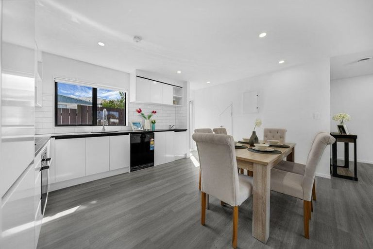 Photo of property in 31b William Avenue, Manurewa, Auckland, 2102