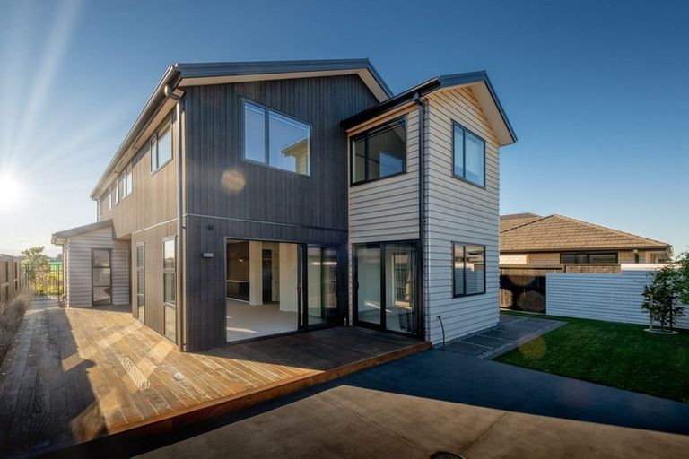 Photo of property in 212 The Boulevard, Papamoa Beach, Papamoa, 3118