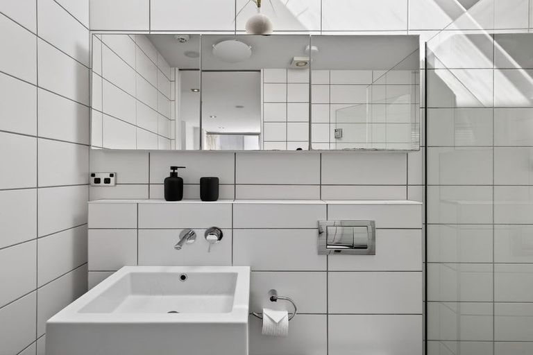 Photo of property in 8/8a Settlers Crescent, Ferrymead, Christchurch, 8023