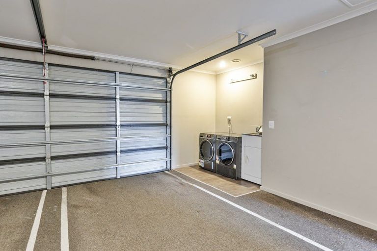 Photo of property in 226 Mark Avenue, Grenada Village, Wellington, 6037