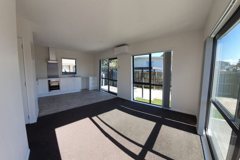 Photo of property in 32 Mervan Street, Mangere East, Auckland, 2024