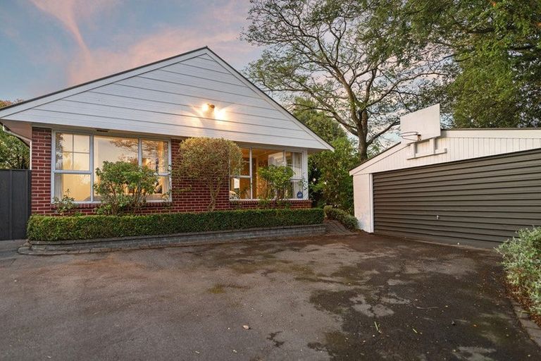 Photo of property in 4 Raxworthy Street, Ilam, Christchurch, 8041