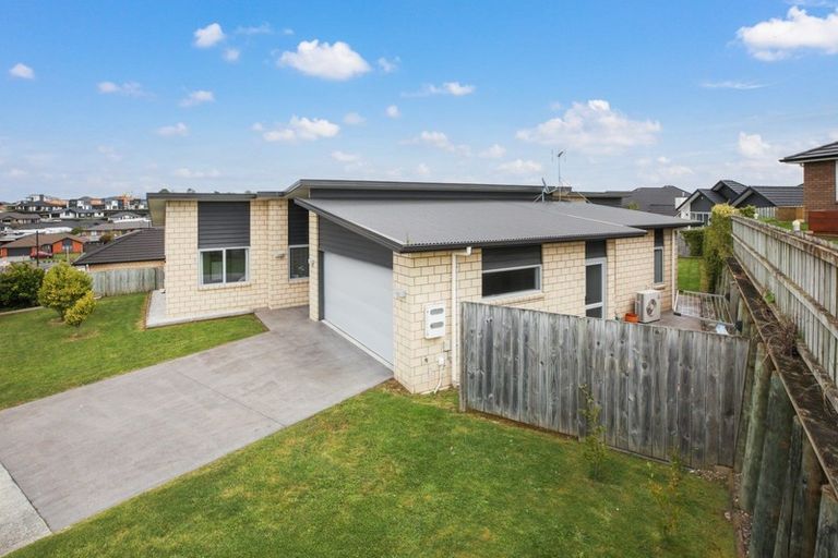 Photo of property in 13 Castleton Way, Flagstaff, Hamilton, 3210