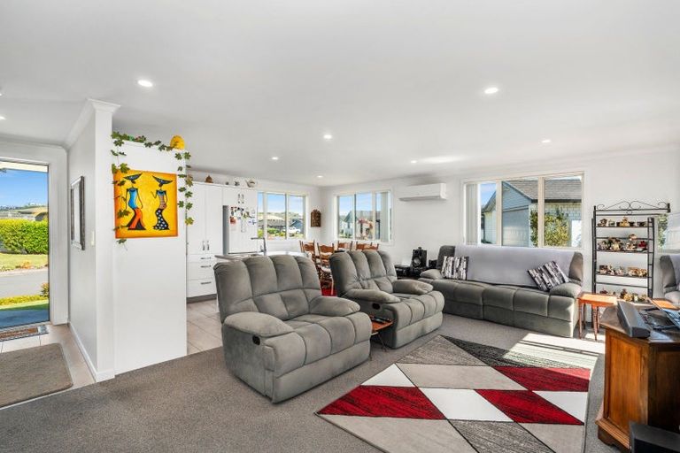 Photo of property in Waterview Estate, 87/4 Greystone Place, Omokoroa, 3114