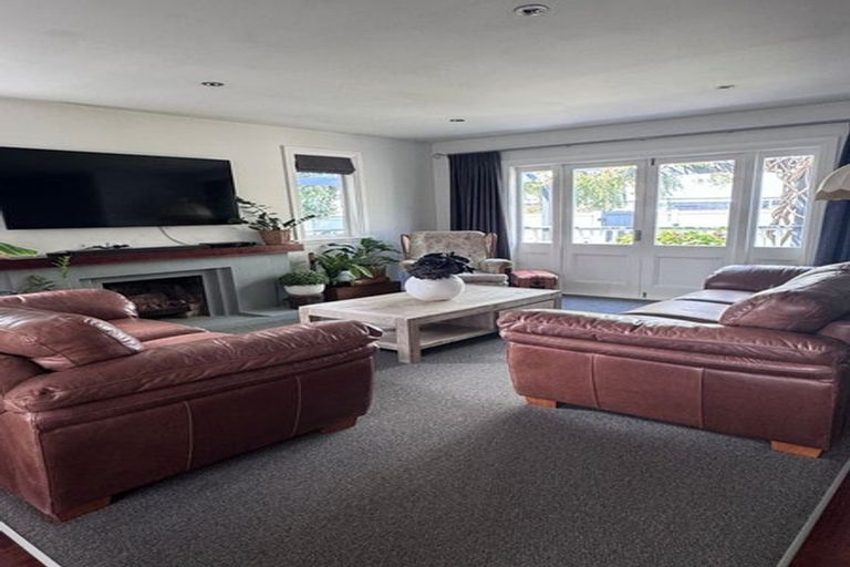 Photo of property in 37 Garden Road, Avalon, Lower Hutt, 5011