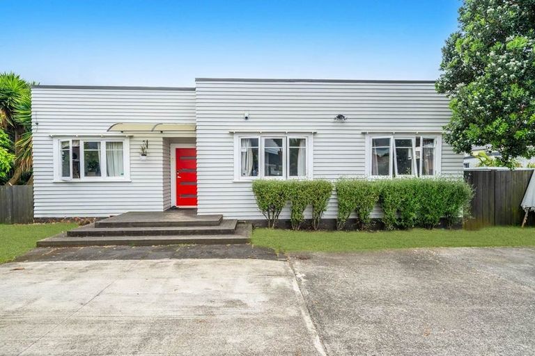 Photo of property in 20 Fitzroy Street, Papatoetoe, Auckland, 2104