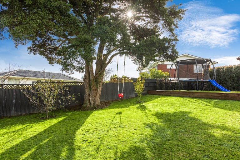 Photo of property in 4 Red Hill Road, Red Hill, Papakura, 2110