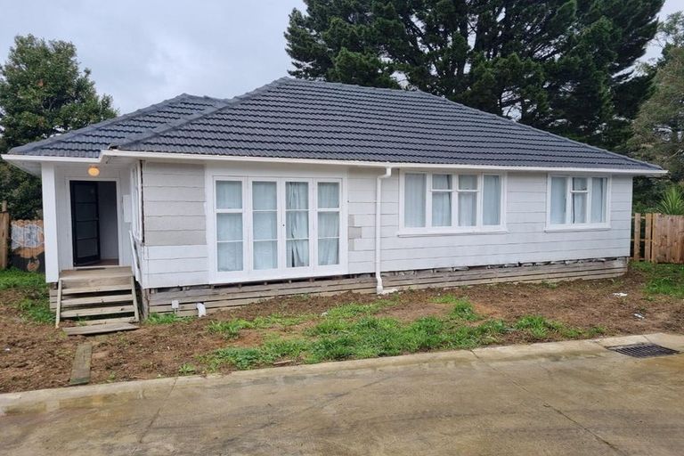 Photo of property in 22b Larsen Street, Otara, Auckland, 2025