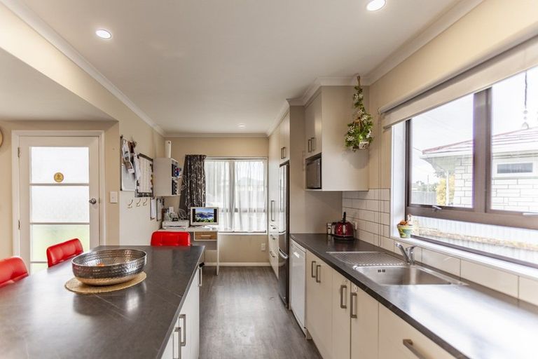 Photo of property in 145 Riverbend Road, Onekawa, Napier, 4110