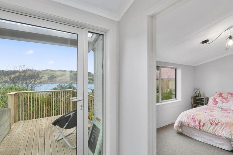 Photo of property in 11 Junction Road, Ravensbourne, Dunedin, 9022