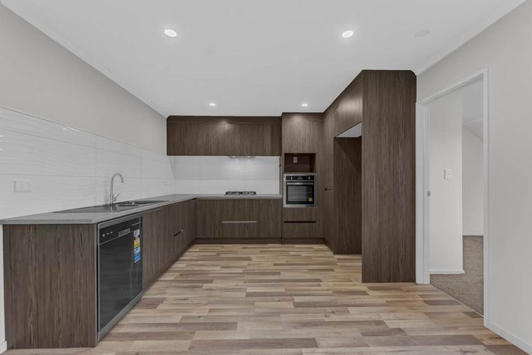 Photo of property in 17f Prictor Street, Papakura, 2110