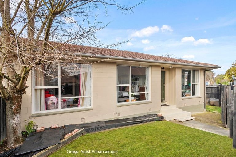 Photo of property in 1/23 Branksome Place, Parklands, Christchurch, 8083