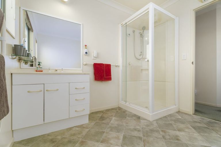 Photo of property in 5 Radstock Grove, Churton Park, Wellington, 6037