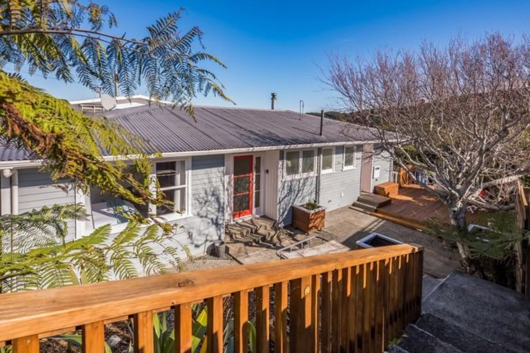 Photo of property in 11c Titiro Moana Road, Korokoro, Lower Hutt, 5012