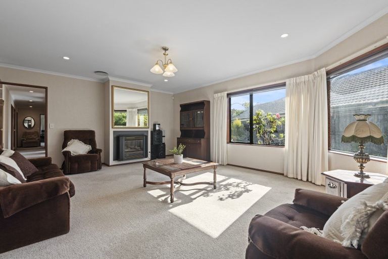 Photo of property in 35 Presidential Drive, Milson, Palmerston North, 4414