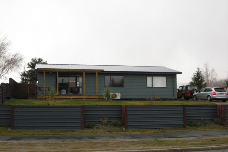 Photo of property in 1 Waenga Drive, Cromwell, 9310