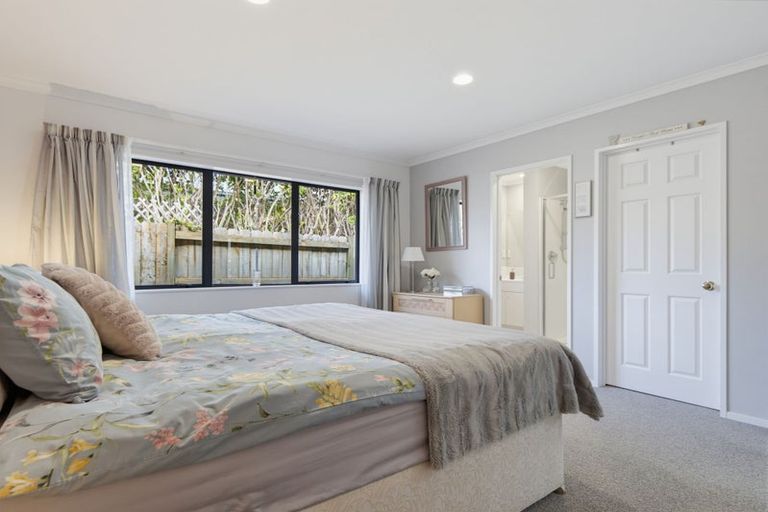 Photo of property in 27 Amberley Crescent, Bethlehem, Tauranga, 3110