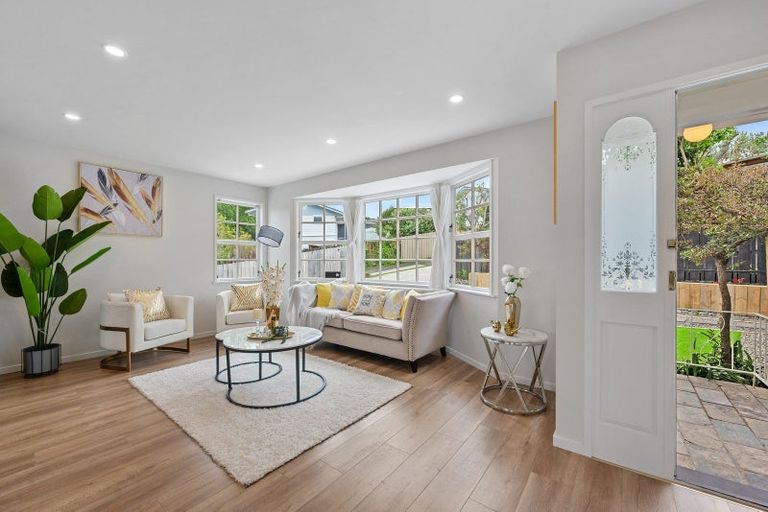 Photo of property in 28 Cockayne Crescent, Sunnynook, Auckland, 0620