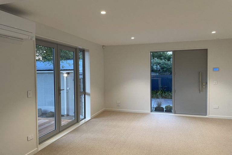 Photo of property in 2/53 Orrick Crescent, Avondale, Christchurch, 8061