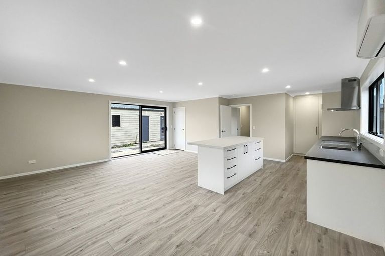 Photo of property in 32 Matamau Street, Palmerston North, 4414