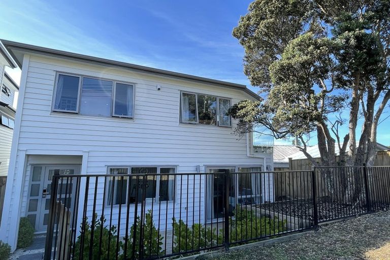 Photo of property in 11 Manuwai Road, Torbay, Auckland, 0630