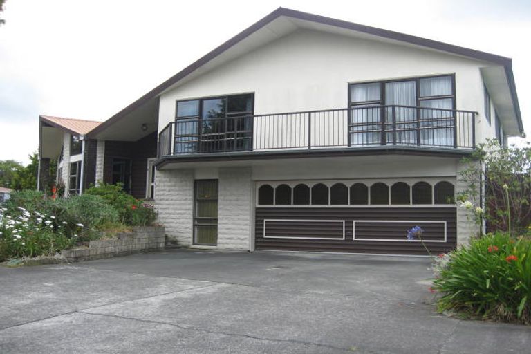 Photo of property in 3 Cedar Crescent, Feilding, 4702