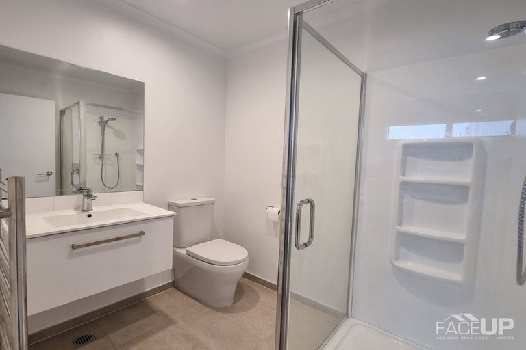 Photo of property in 9 Frank Gill Road, Hobsonville, Auckland, 0616