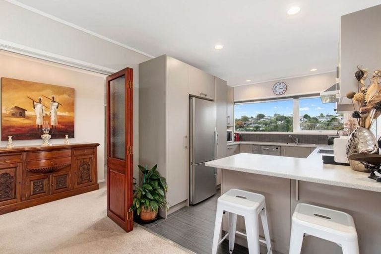 Photo of property in 35 Mountbatten Avenue, Hillcrest, Auckland, 0627