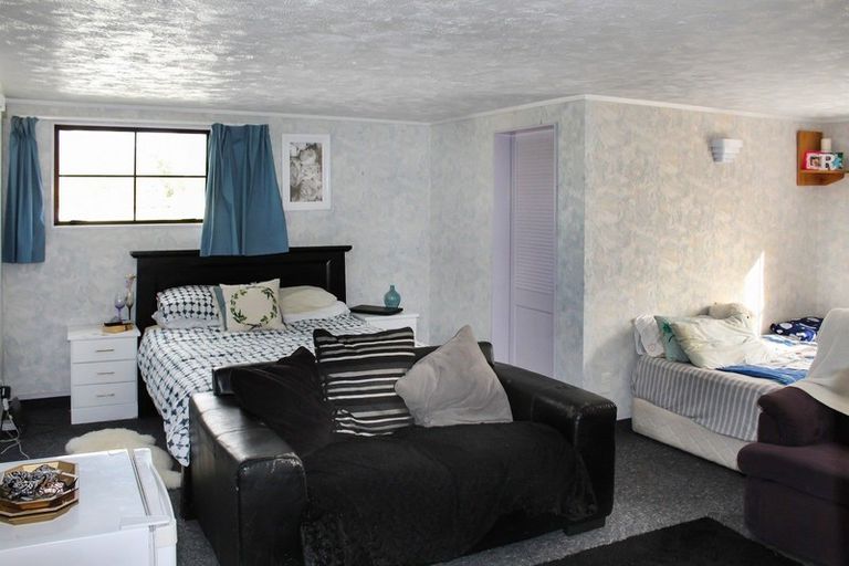 Photo of property in 2 Otanga Street, Dannevirke, 4930