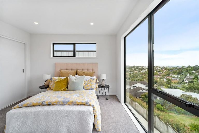 Photo of property in 1/591a East Coast Road, Browns Bay, Auckland, 0632