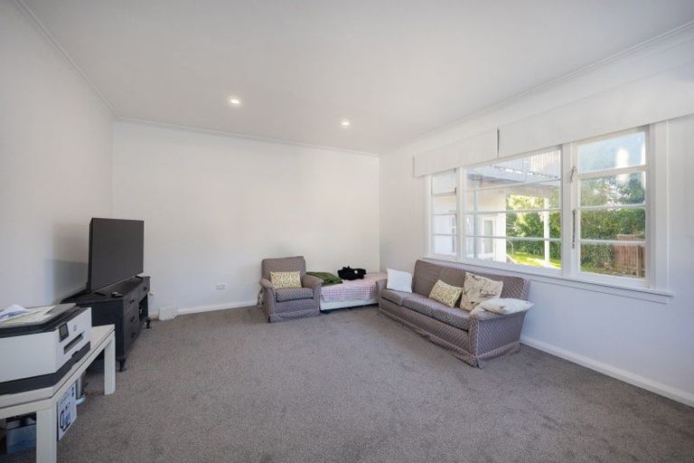 Photo of property in 16 Manuka Street, Hokowhitu, Palmerston North, 4410