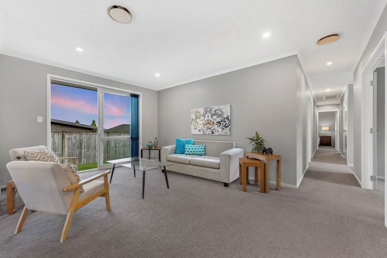 Photo of property in 9 Mcneish Place, Pokeno, 2402