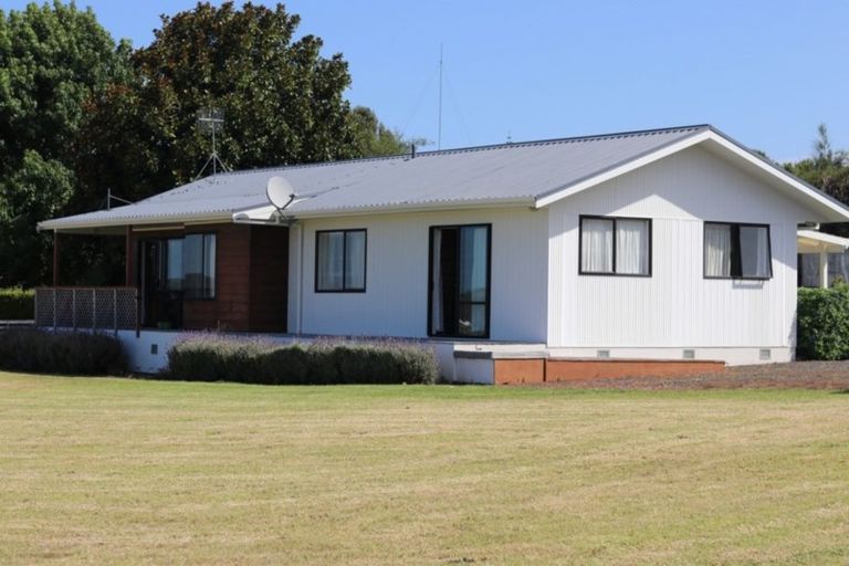 Photo of property in 133a Athenree Road, Athenree, Katikati, 3177
