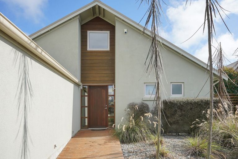 Photo of property in 120 Lonsdale Street, New Brighton, Christchurch, 8083