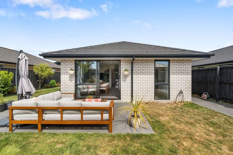 Photo of property in 32 Conailus Street, Halswell, Christchurch, 8025