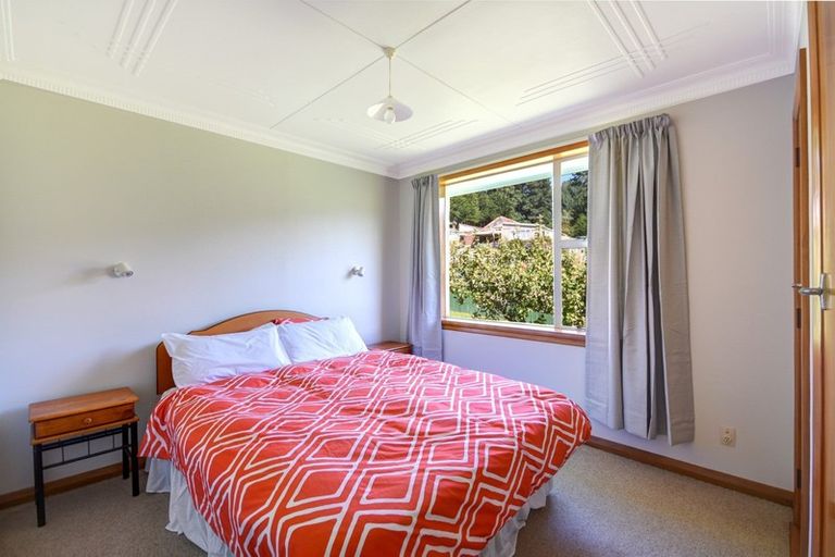 Photo of property in 129 Saint Leonards Drive, Saint Leonards, Dunedin, 9022
