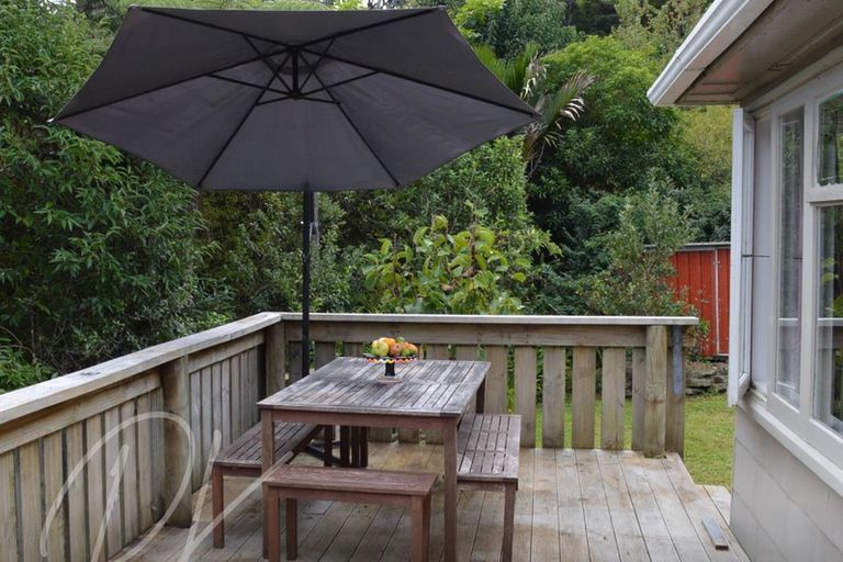 Photo of property in 25a Frederick Street, Coromandel, 3506