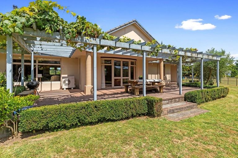 Photo of property in 15 Lowe Road, Rukuhia, Hamilton, 3282