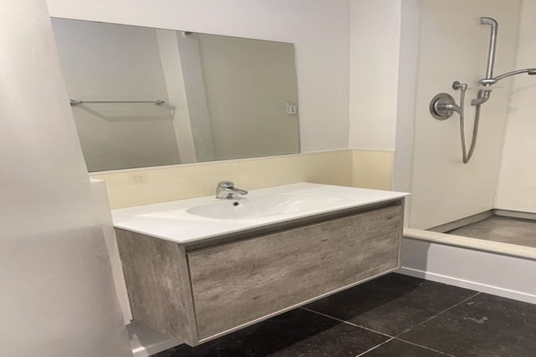 Photo of property in 23 Allington Road, Karori, Wellington, 6012