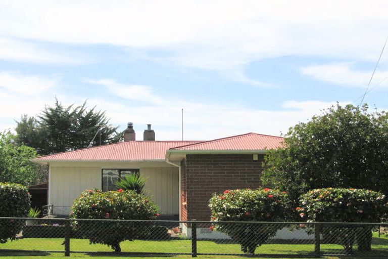 Photo of property in 6 Gordon Road, Western Heights, Rotorua, 3015