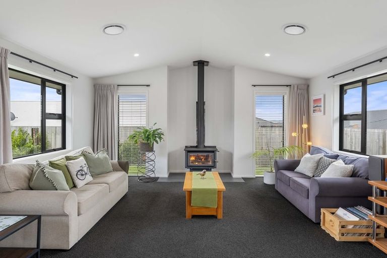 Photo of property in 19 Maru Terrace, Wharewaka, Taupo, 3330