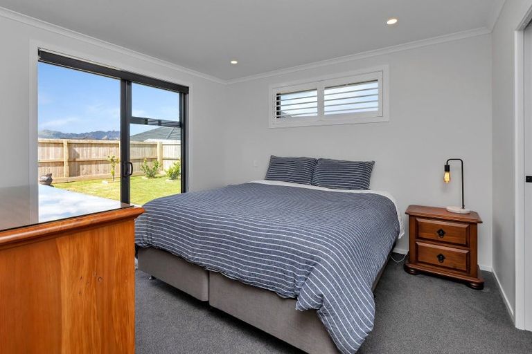 Photo of property in 25 Taurangawaka Road, One Tree Point, 0118