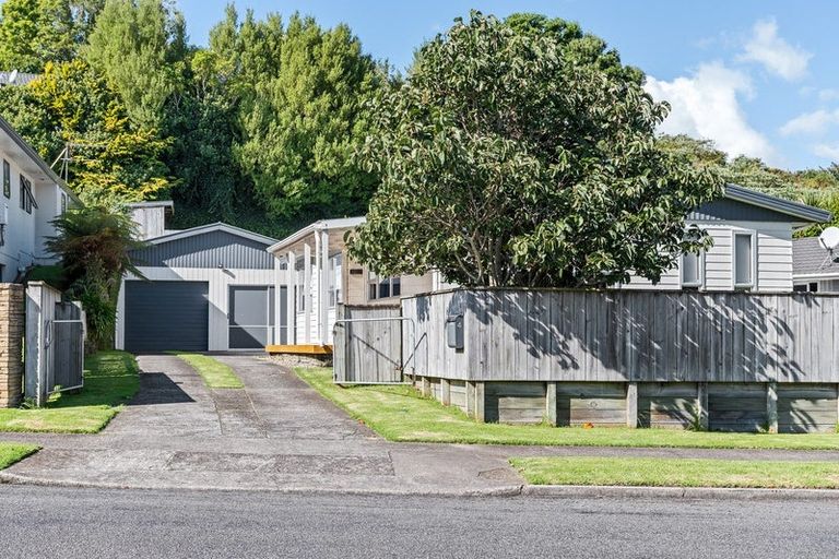 Photo of property in 4 Puketotara Street, Highlands Park, New Plymouth, 4312