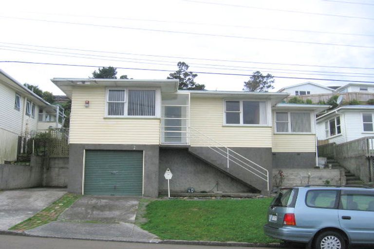 Photo of property in 14 Baylands Drive, Newlands, Wellington, 6037