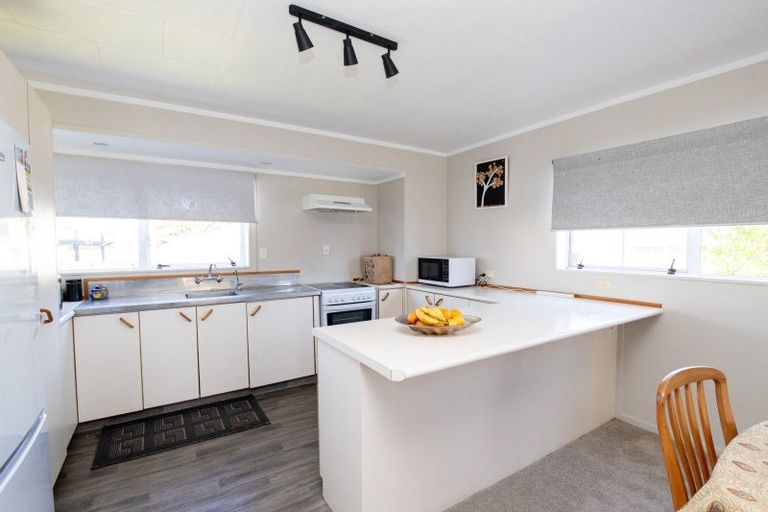 Photo of property in 39 Darlington Street, Ngatea, 3503