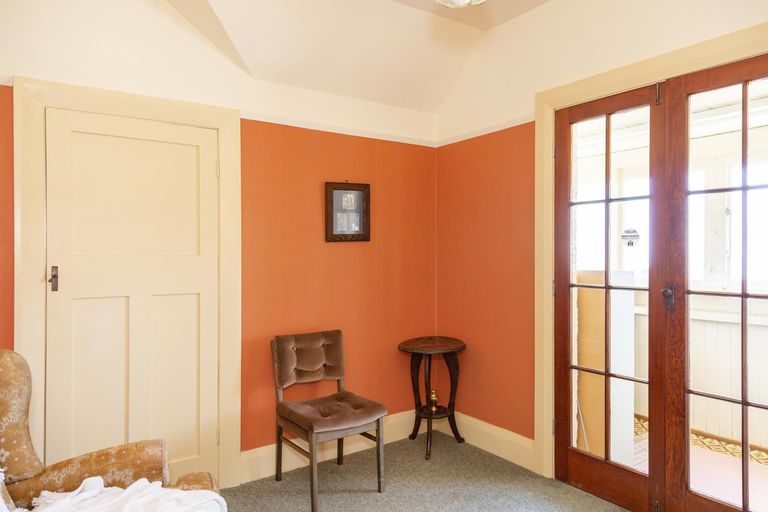 Photo of property in 70 Wharfe Street, South Hill, Oamaru, 9400