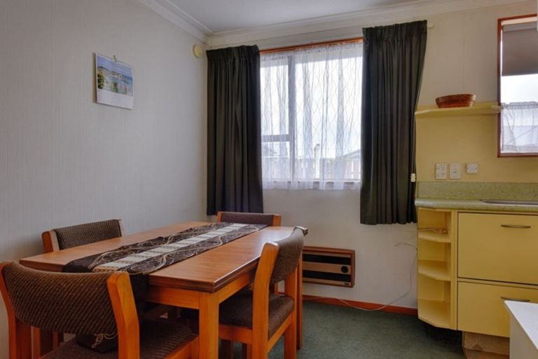 Photo of property in 134b Broughton Street, Gore, 9710